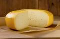 Сыр с заводов Беларуси